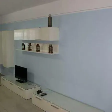 Spacious Seaside With 60sqm Backyard San Pawl il-Baħar
